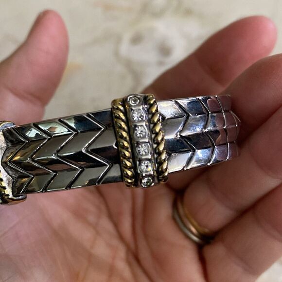 NWOT Two-Tone Silver/Gold & Rhinestone Spring Hinge Cuff Bracelet - Picture 11 of 11